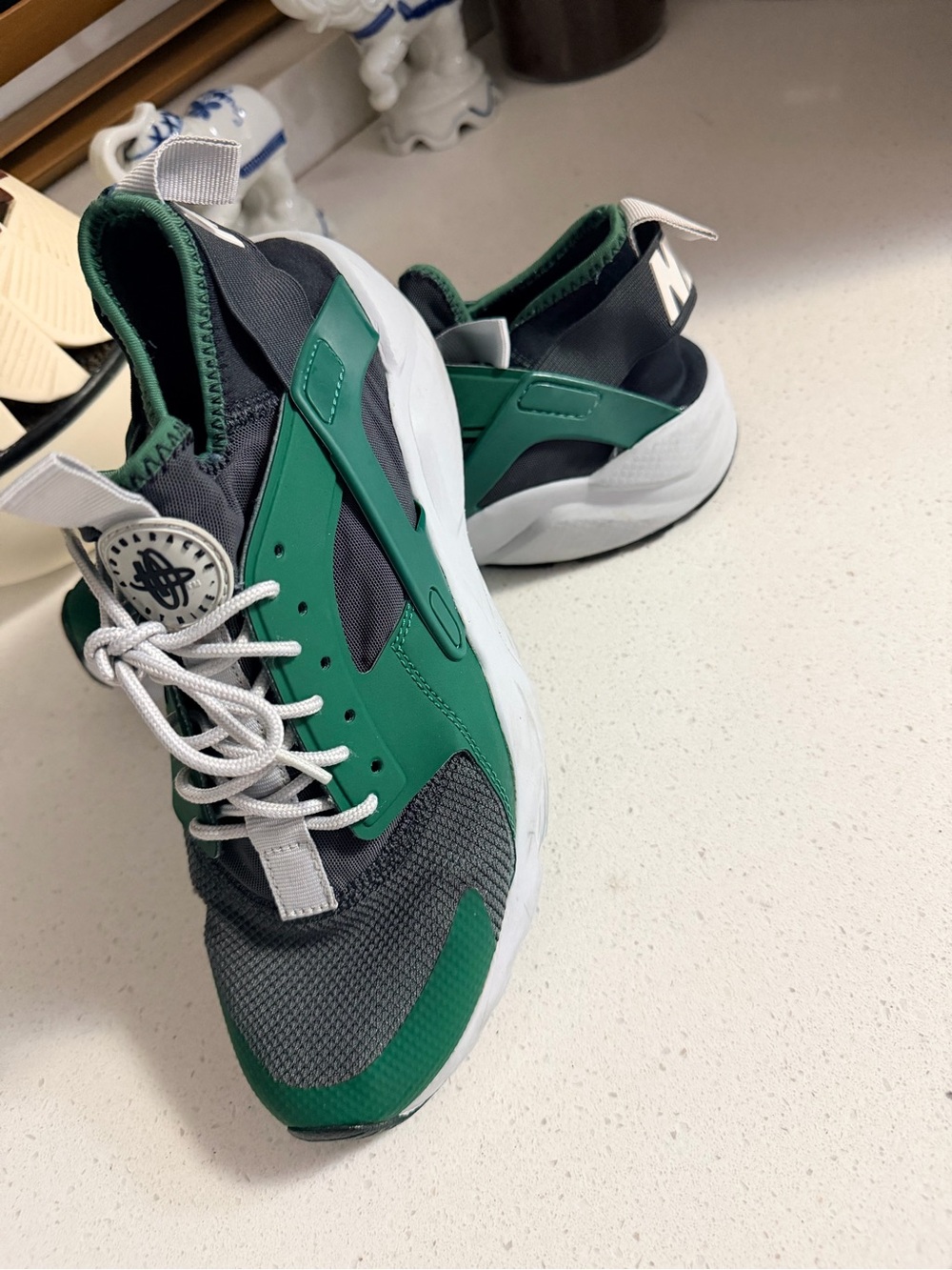 Nike Green and Gray Men's Athletic Sneakers